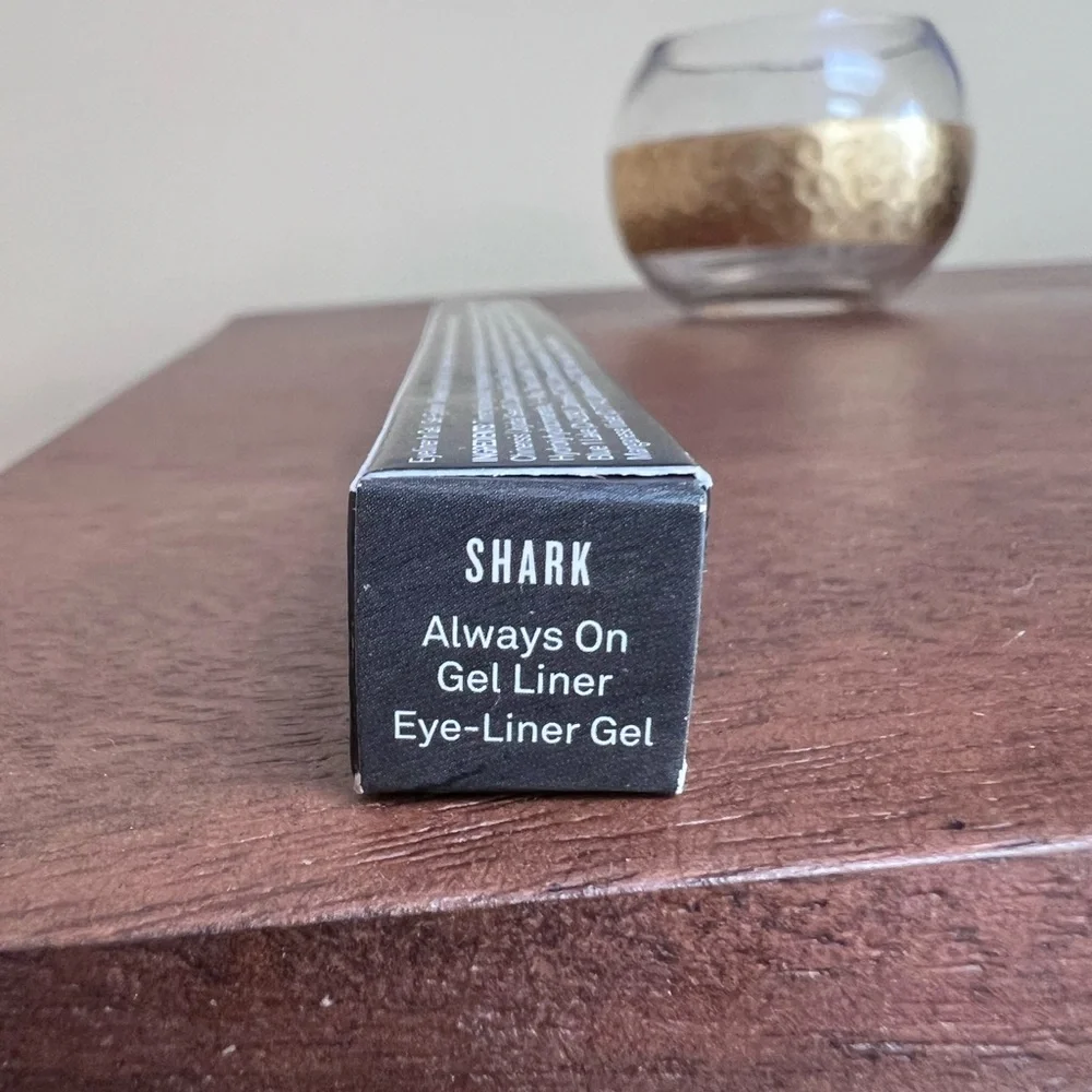 NEW  2 Smashbox Always On Gel full size Liner Pencils— Shark (Black/Grey)